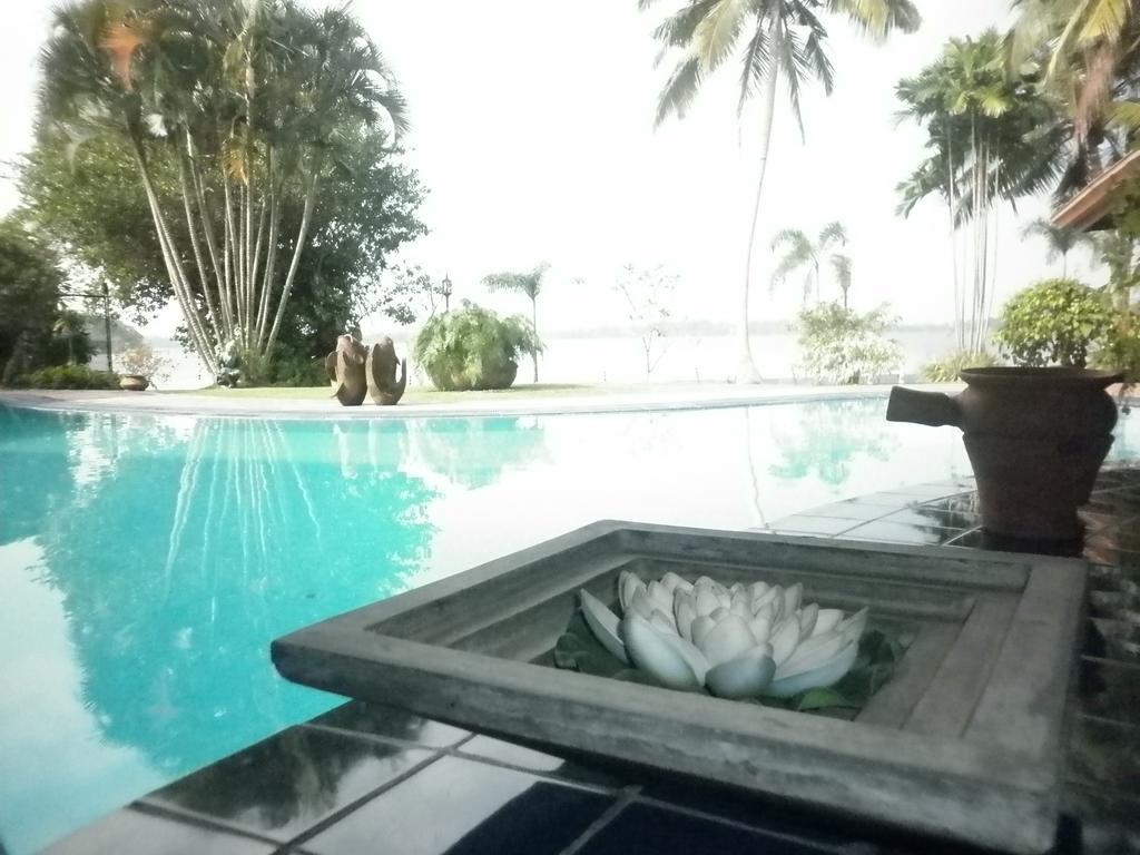 Blue Water Villa Piliyandala Exterior photo