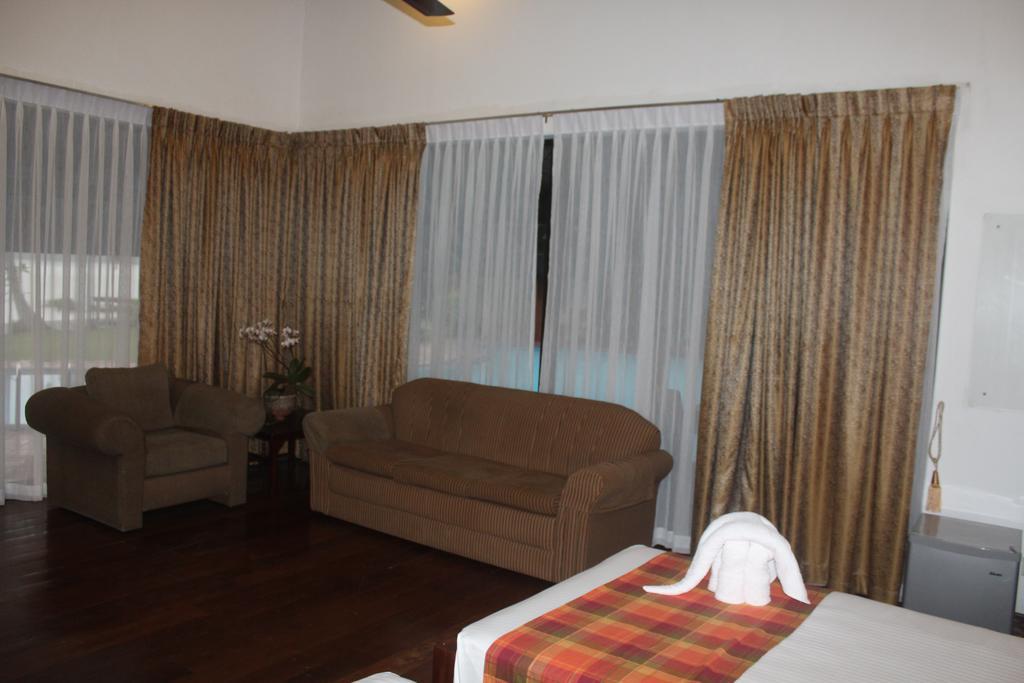 Blue Water Villa Piliyandala Exterior photo