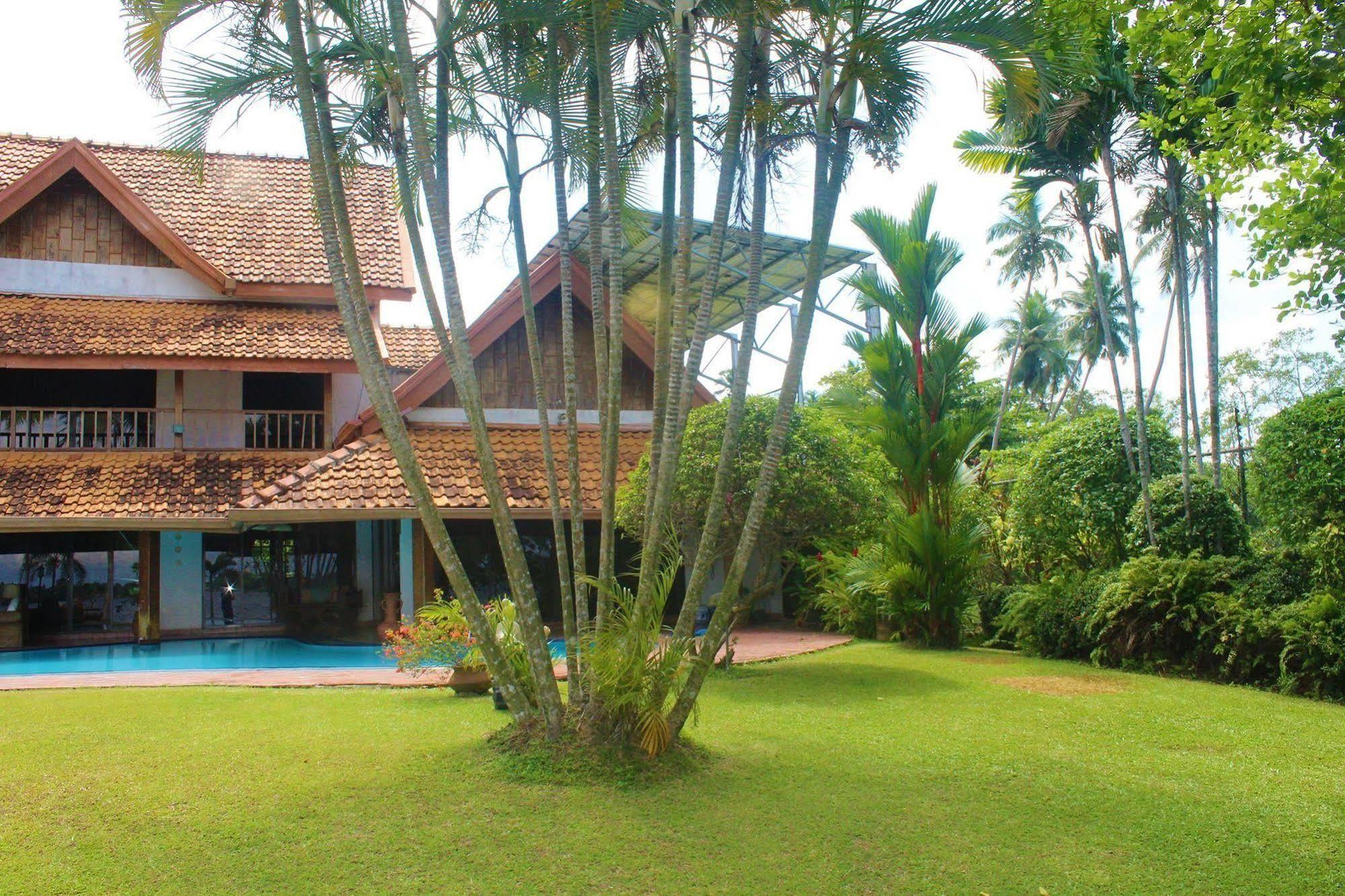 Blue Water Villa Piliyandala Exterior photo